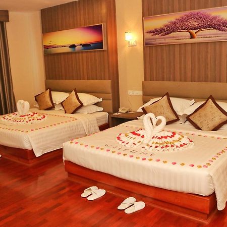Hotel Htein Thar Таунджи Екстер'єр фото