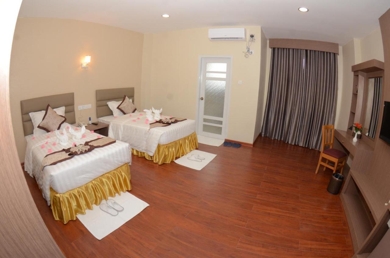 Hotel Htein Thar Таунджи Екстер'єр фото
